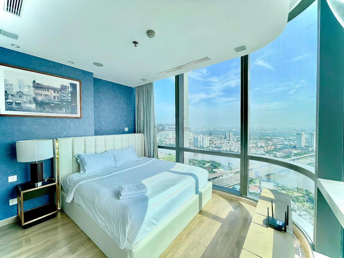 Landmark 81 Luxury Apartment & The Landmarks Apartments - The Buildings Surrounding Landmark 81