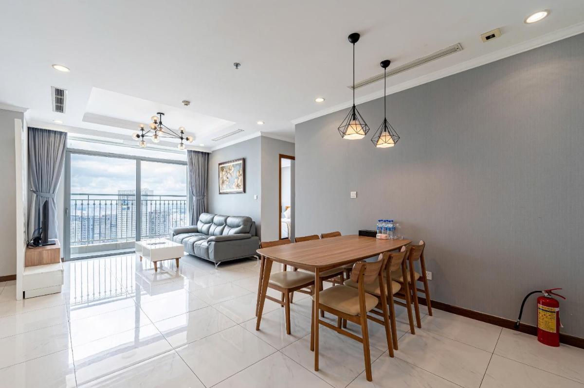 3 Bedrooms Landmark Vinhomes Building