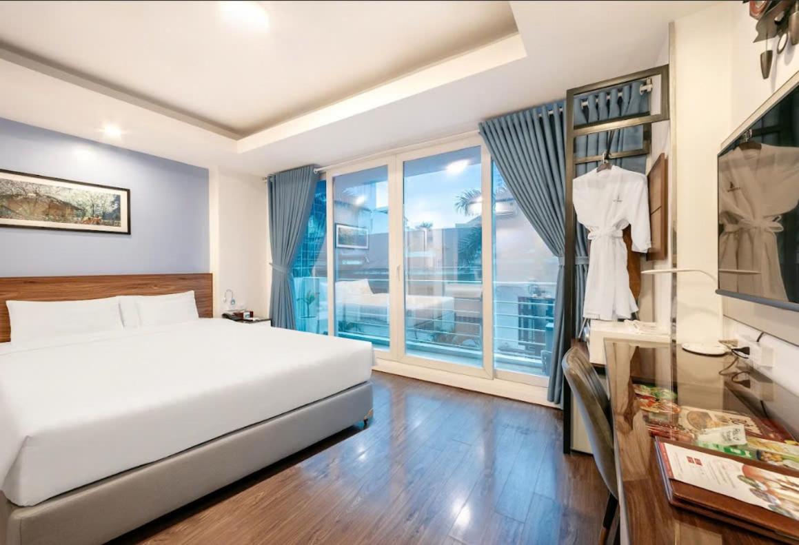 A25 Hotel - 46 Châu Long
