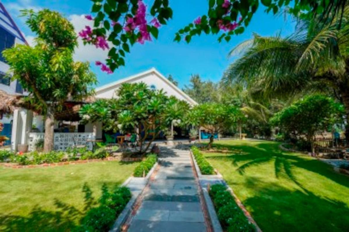 Holiday Villa 3BR Oceanview An Bang Beach Hoi An