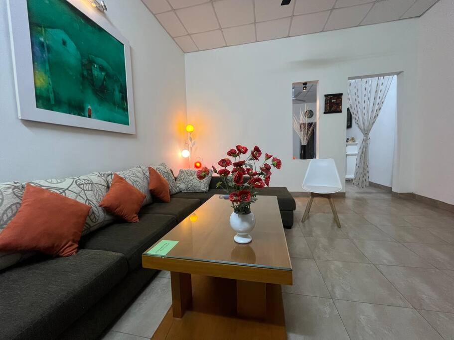 Angel's City Center Apartment