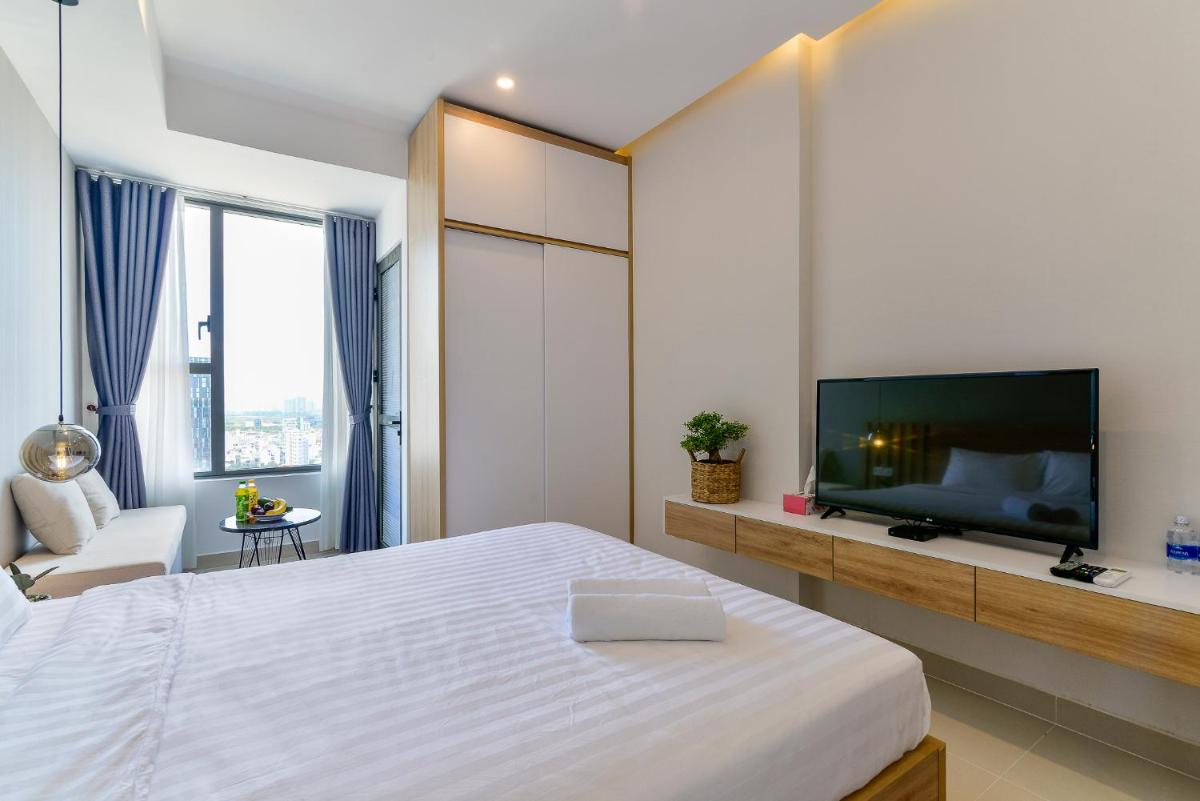 Apartment 5 Stars - High Pool Infinity - View Icon HCMC
