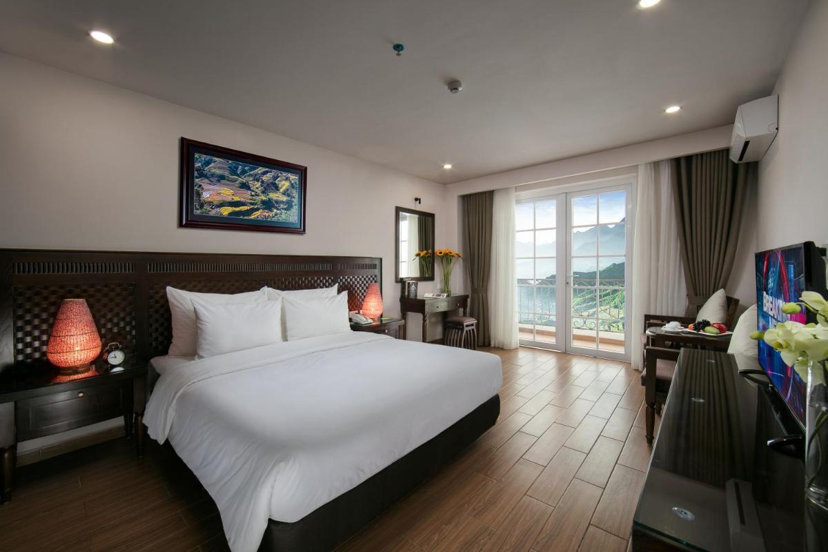 Azure Sapa Hotel