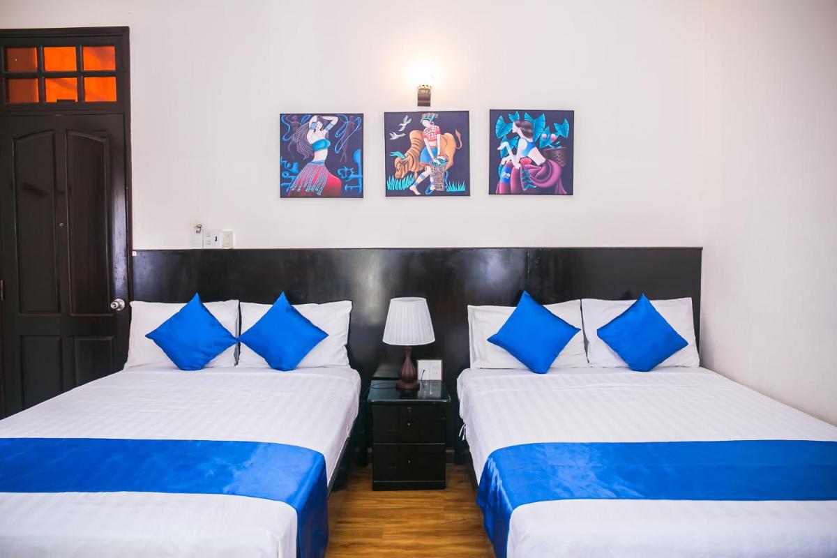 Blue Star Hotel