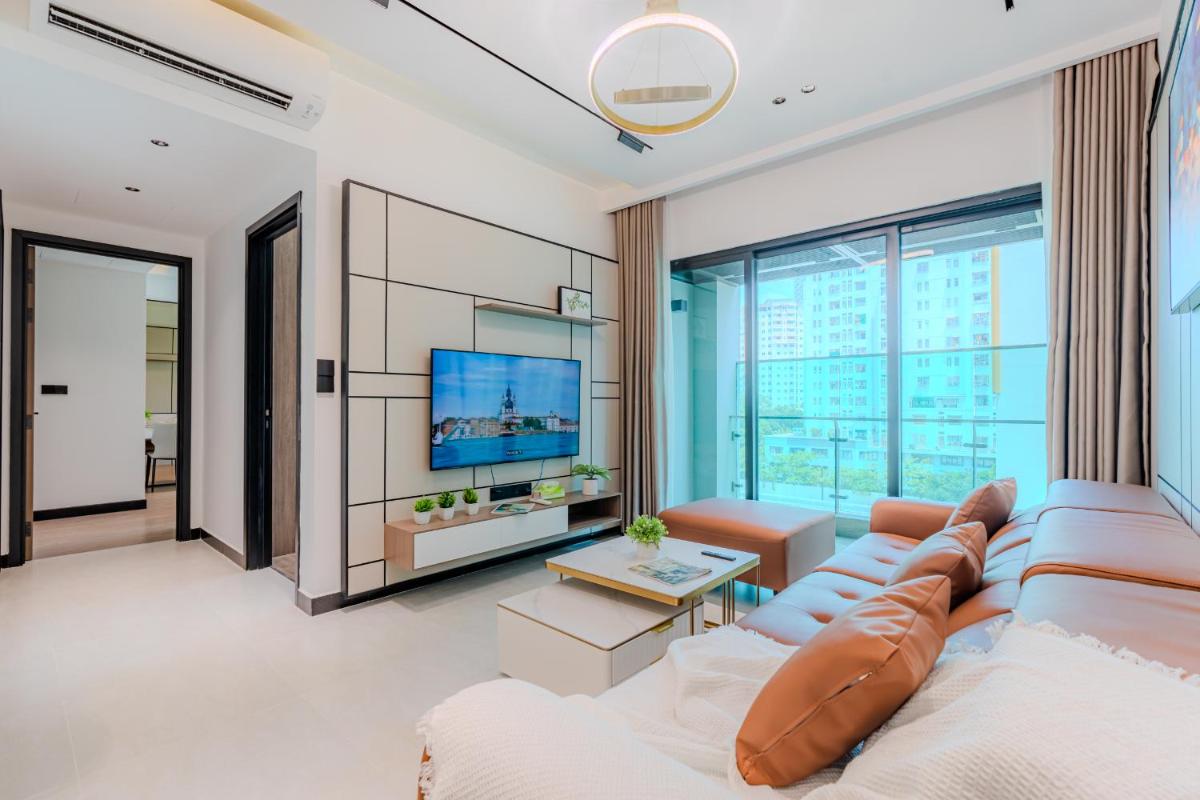 Clover Apt D4 Pool Gym Sauna
