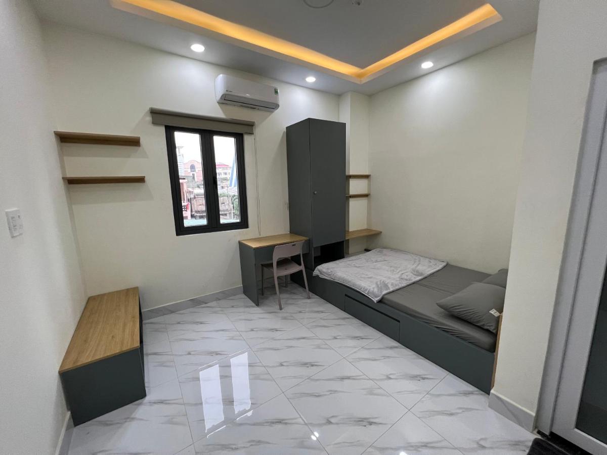 Le House - 1A Btw airport and D1 center, fast wifi and check-in 24-7