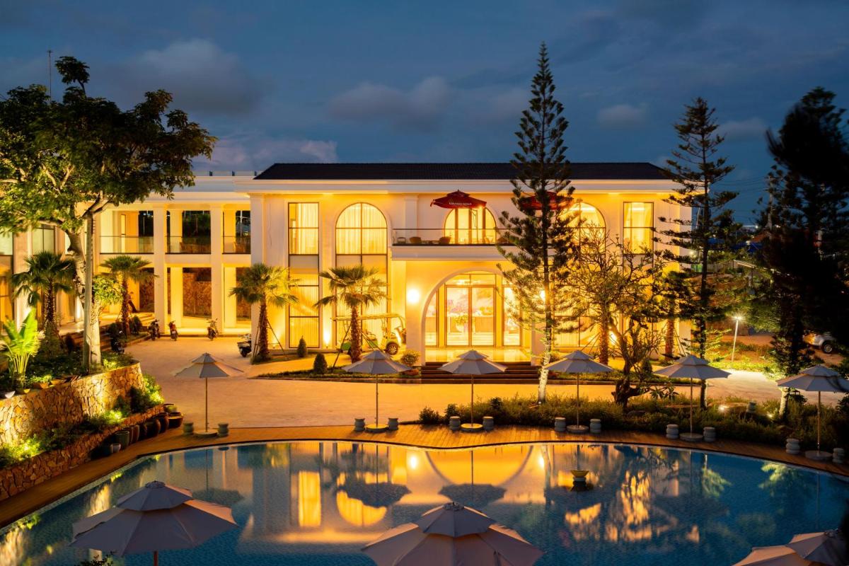 Edensee Kega Beach Resort
