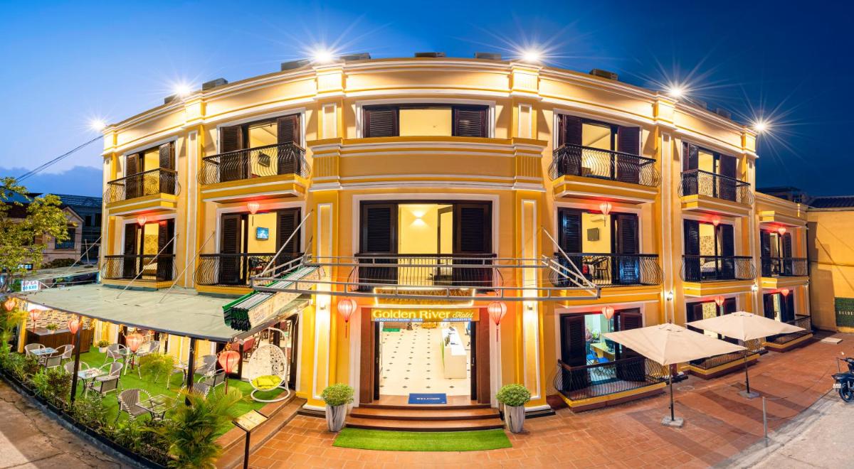 Golden River Hotel