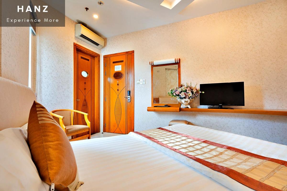 HANZ The Happy 2 Hotel