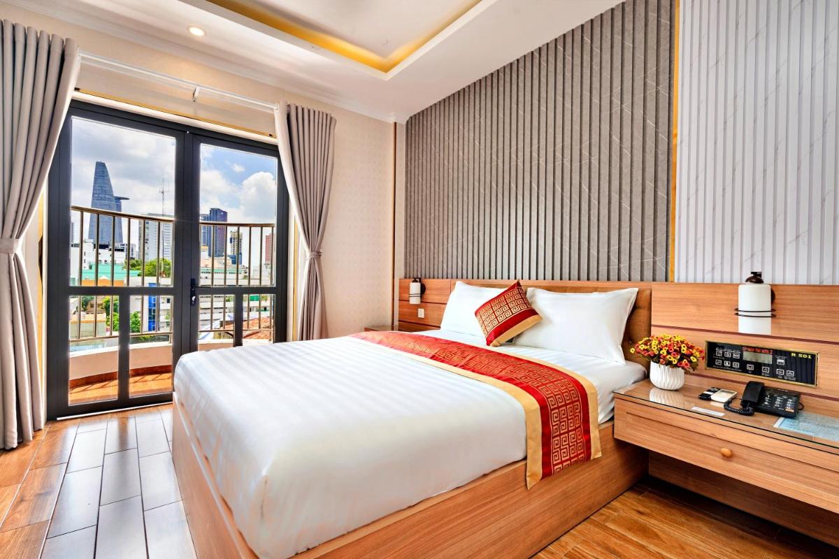 Luna Saigon Hotel - Bui Vien Walking Street