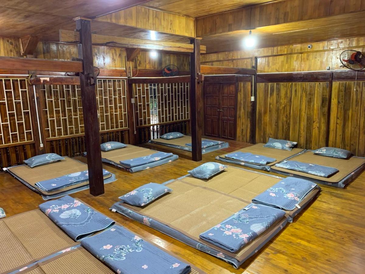 HKT TOUR & HOMESTAY