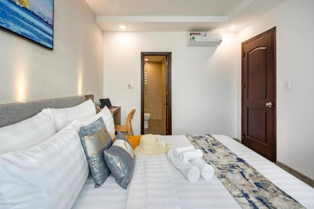Vịnh Hoàng Hôn - Tháp Bà - Chợ Đầm
