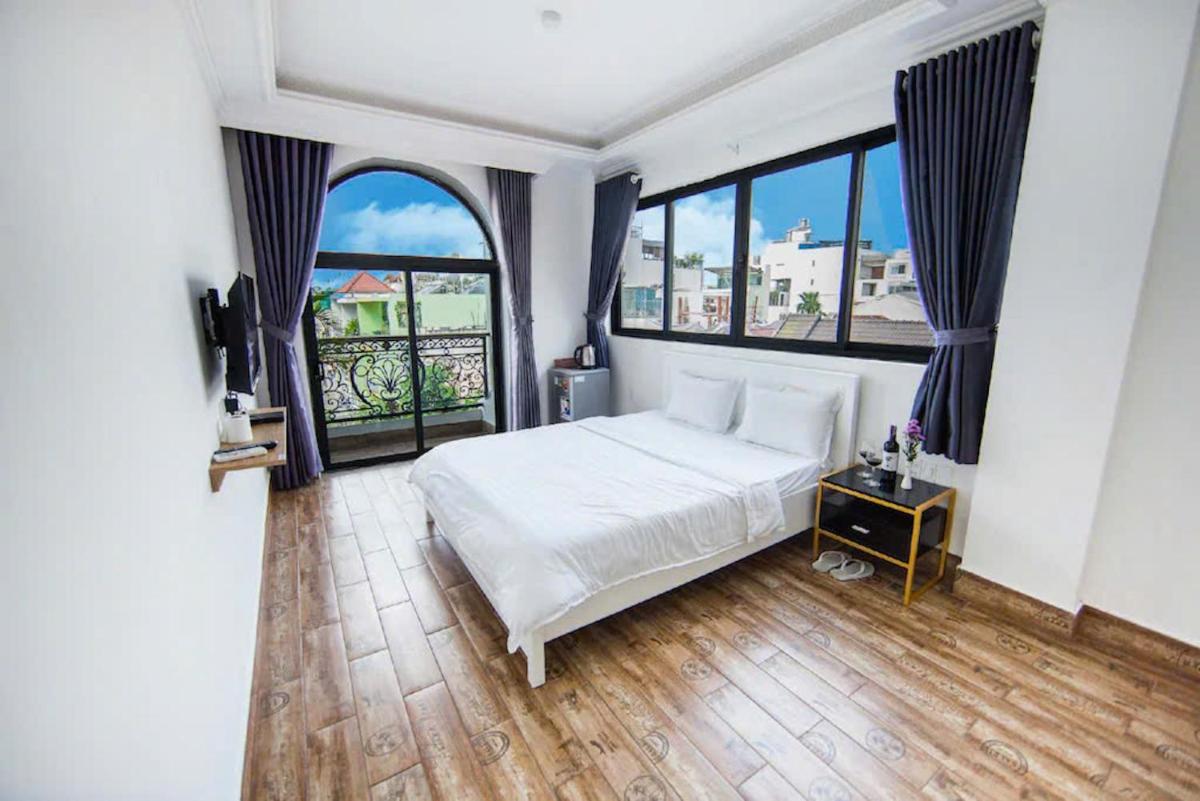 The Passion Hotel Airport