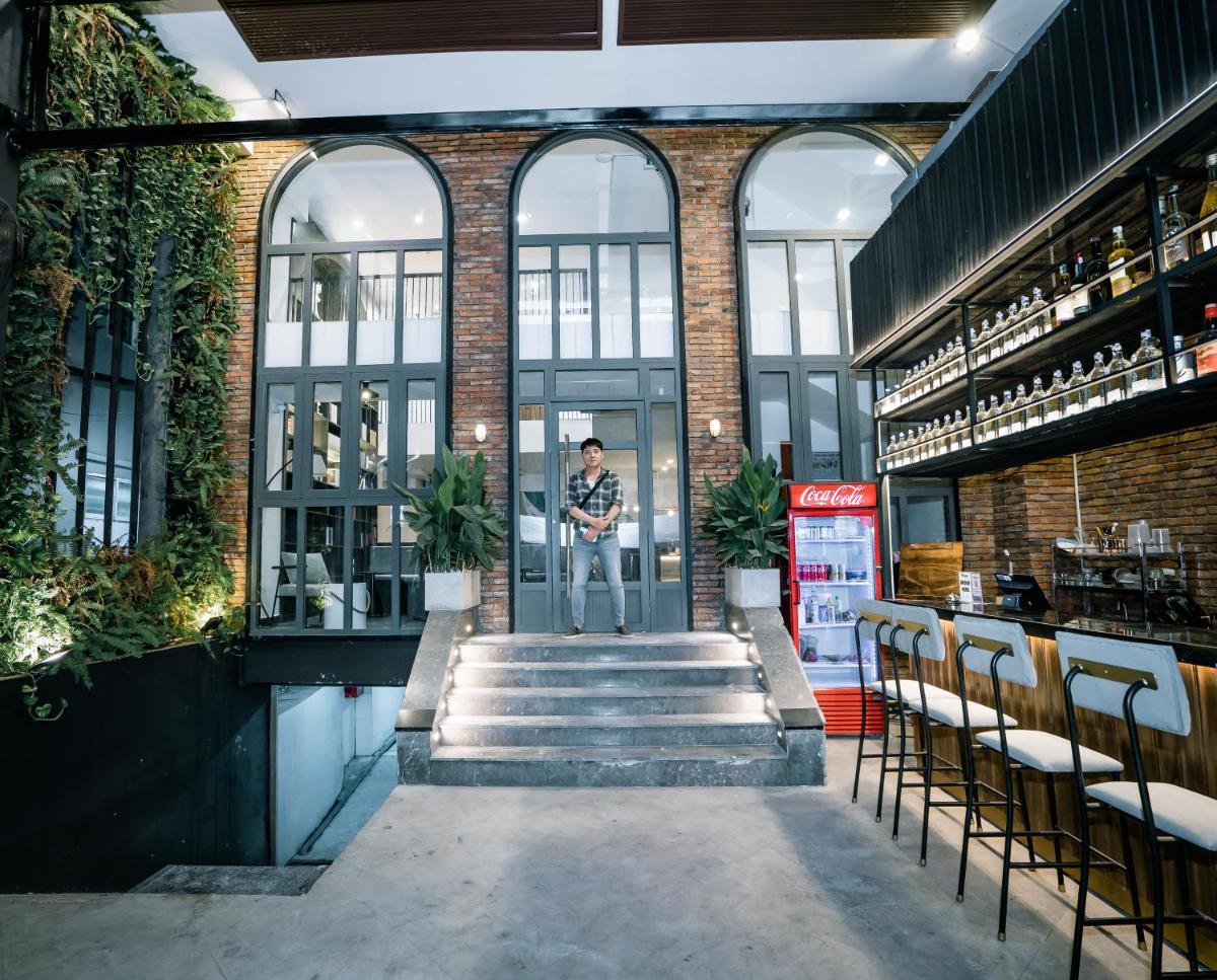 Mint Hotel Bui Vien Q1