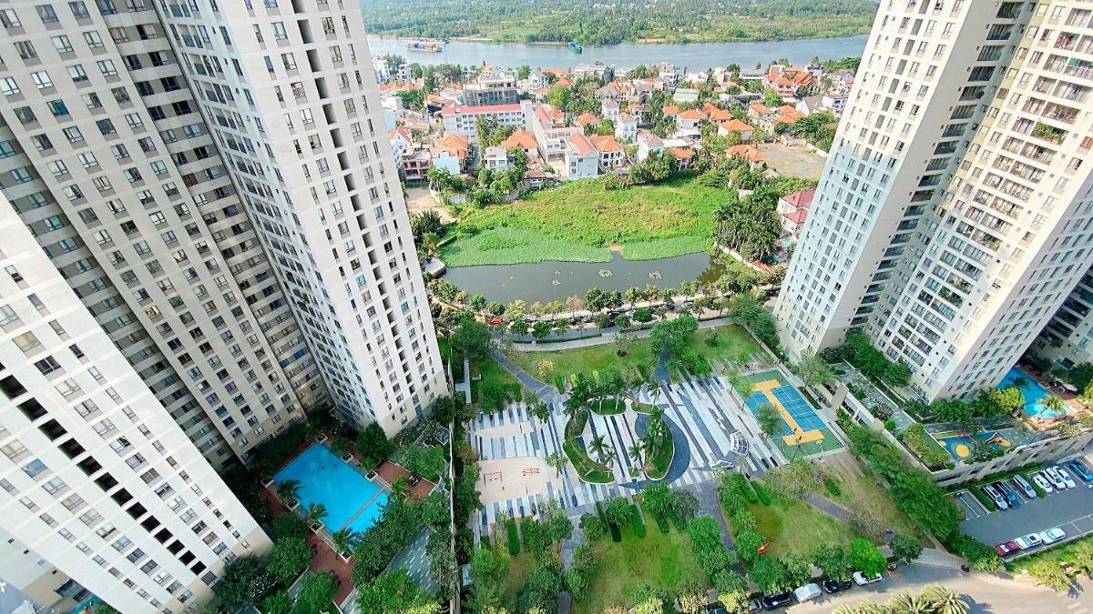 MonMon Apt - Masteri Thao Dien - 3BR - River & Landmark 81 view