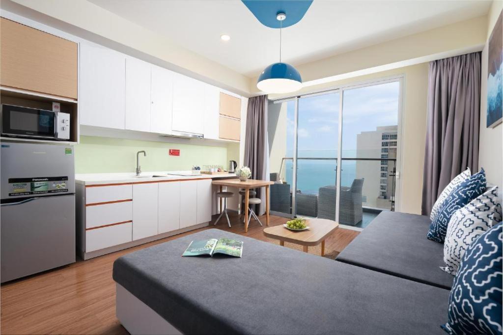 Nha Trang Ocean View Studio - Free Breakfast & Pool