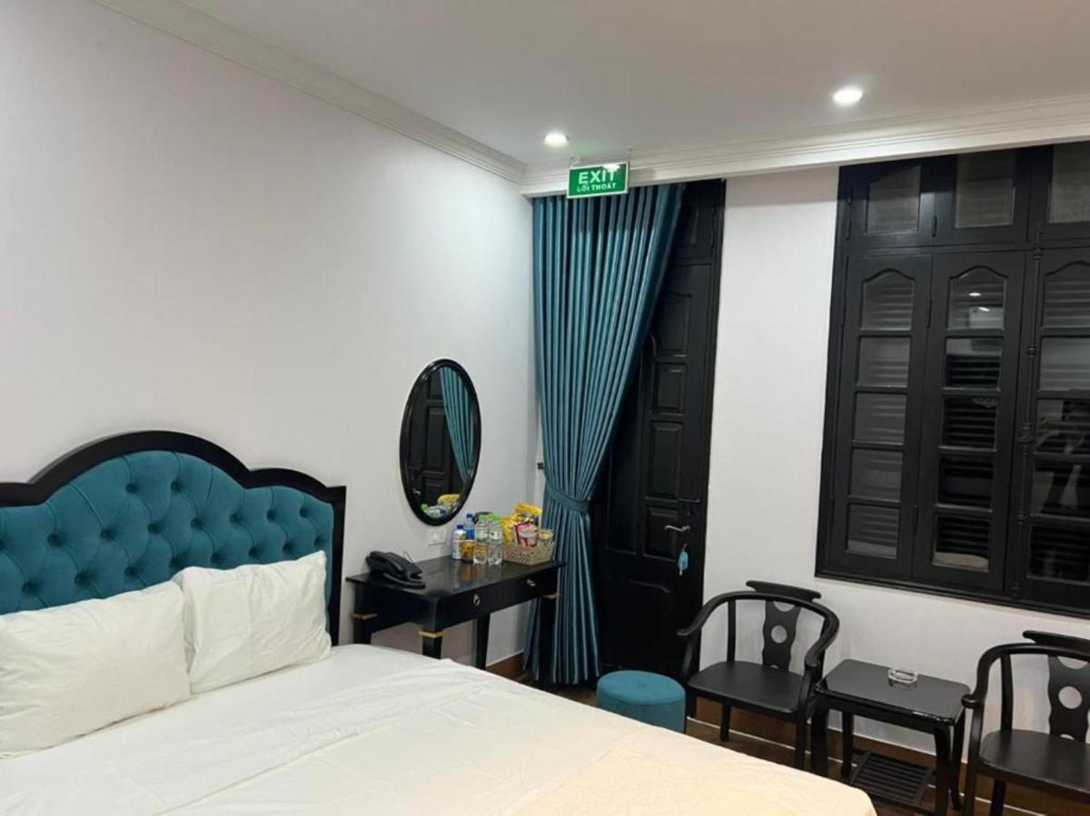 Nhật Tân Hotel