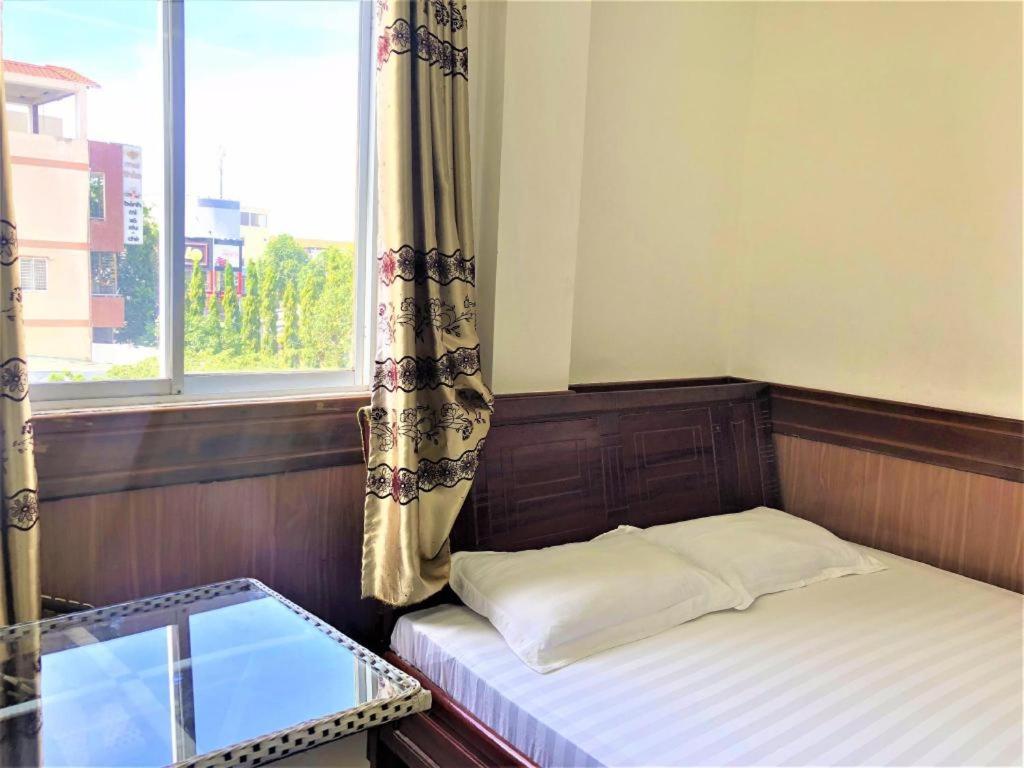 Hong Dao Hotel.