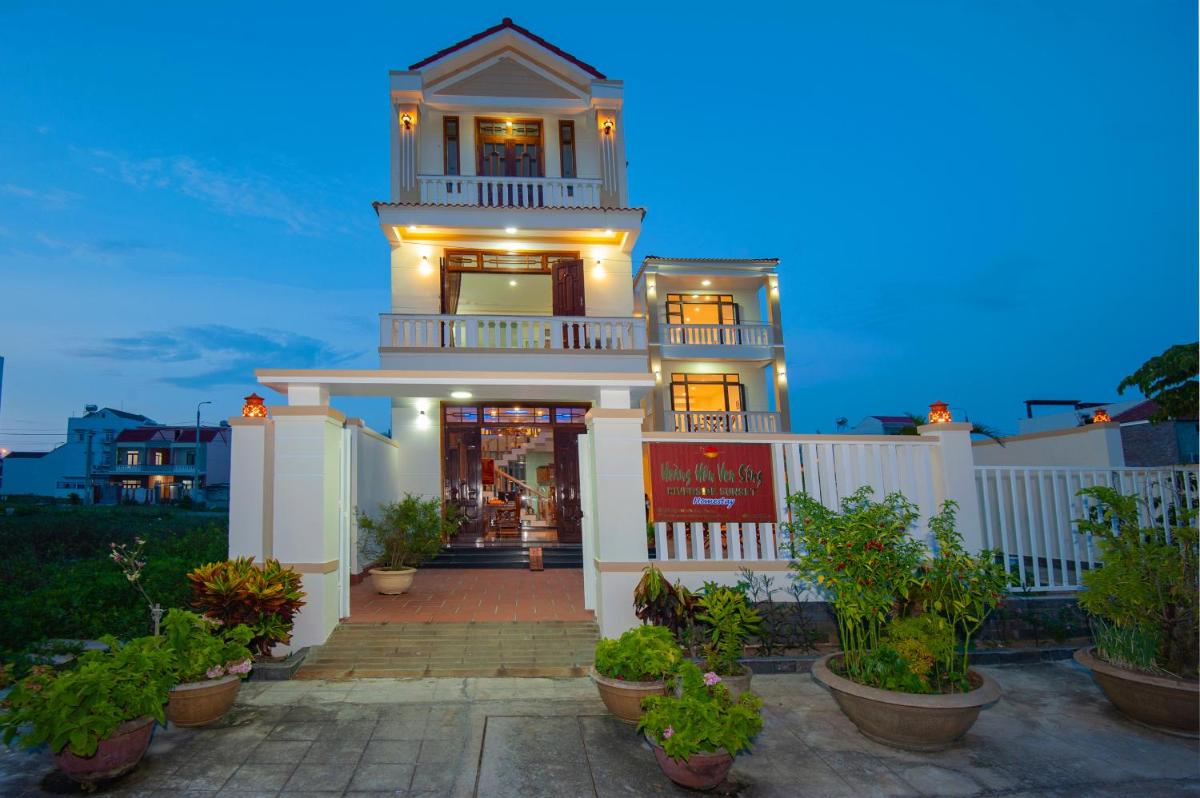 Riverside Sunset Homestay
