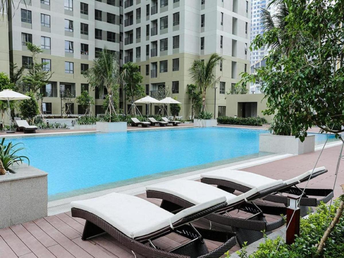 Room in a 2BR apartment Masteri Thao Dien