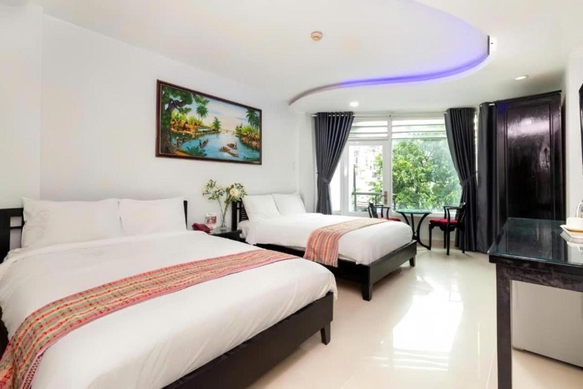 Saigon Pink Hotel