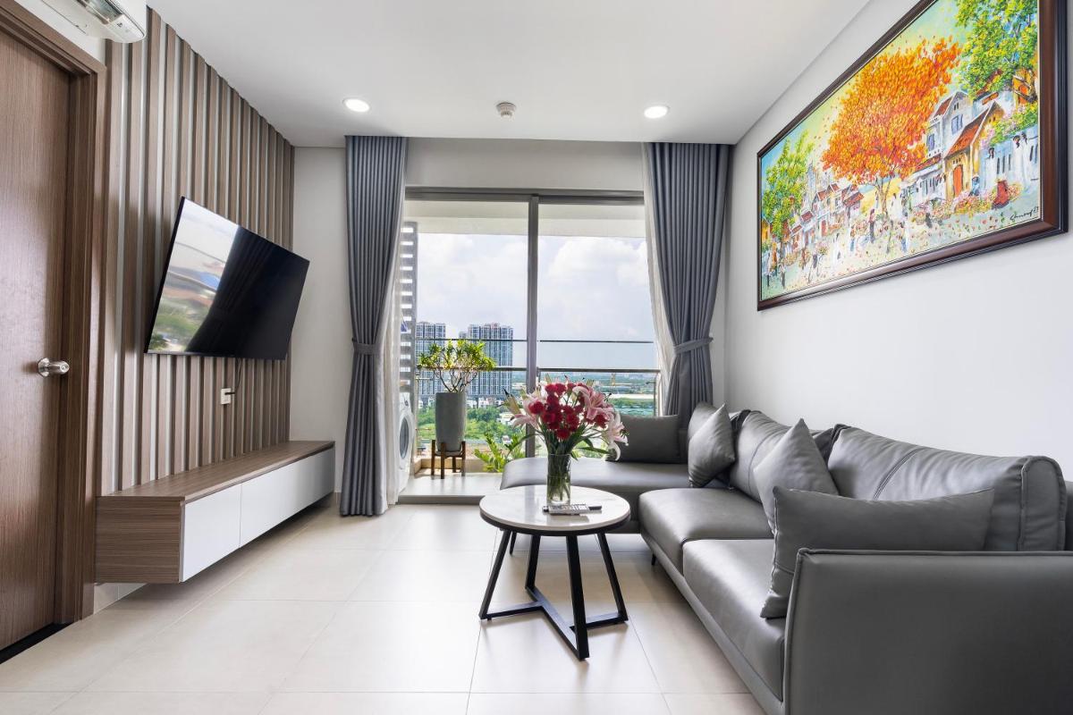 River Panorama 2 bedroom Luxury District 7