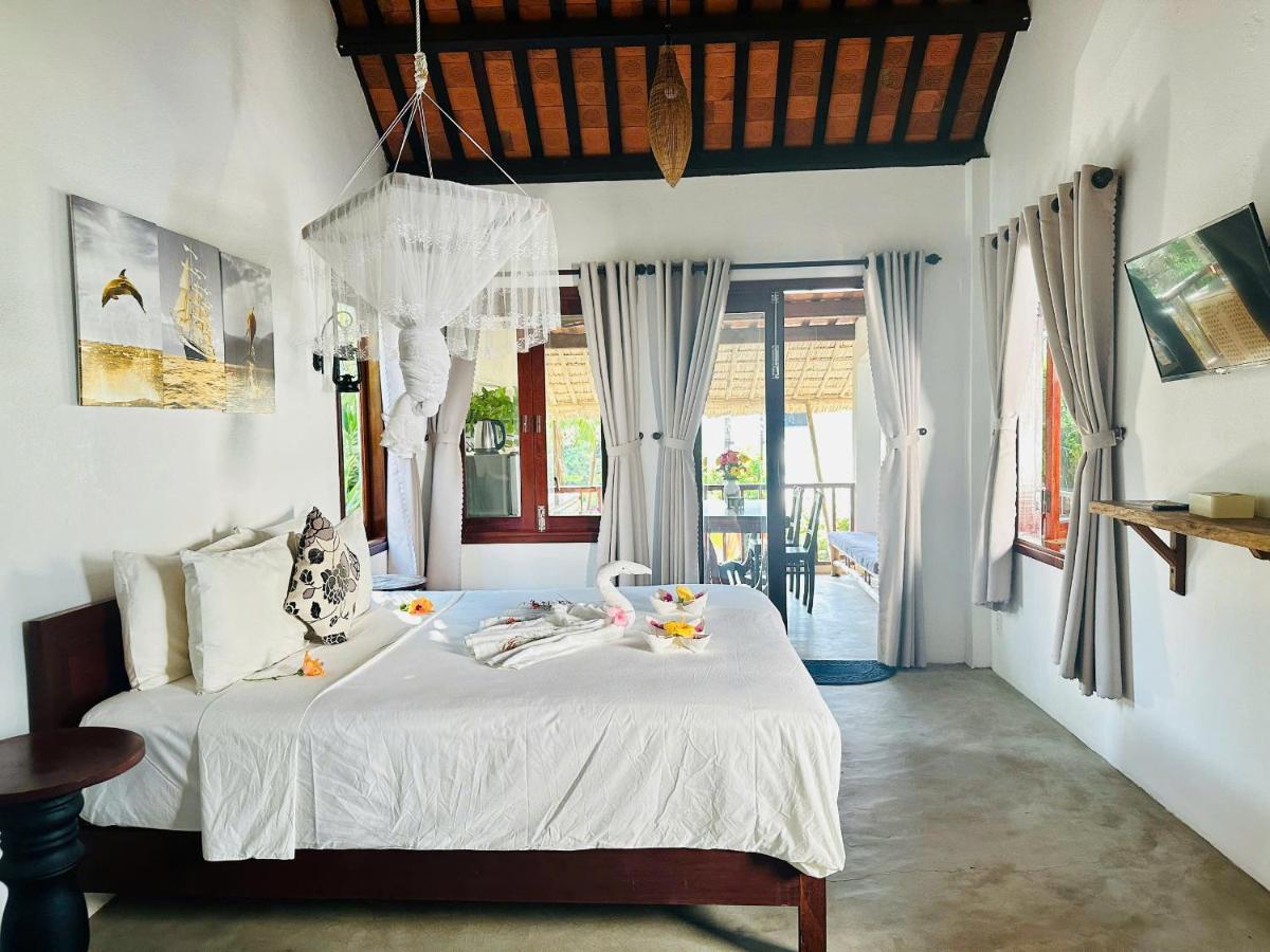 Small Family Homestay