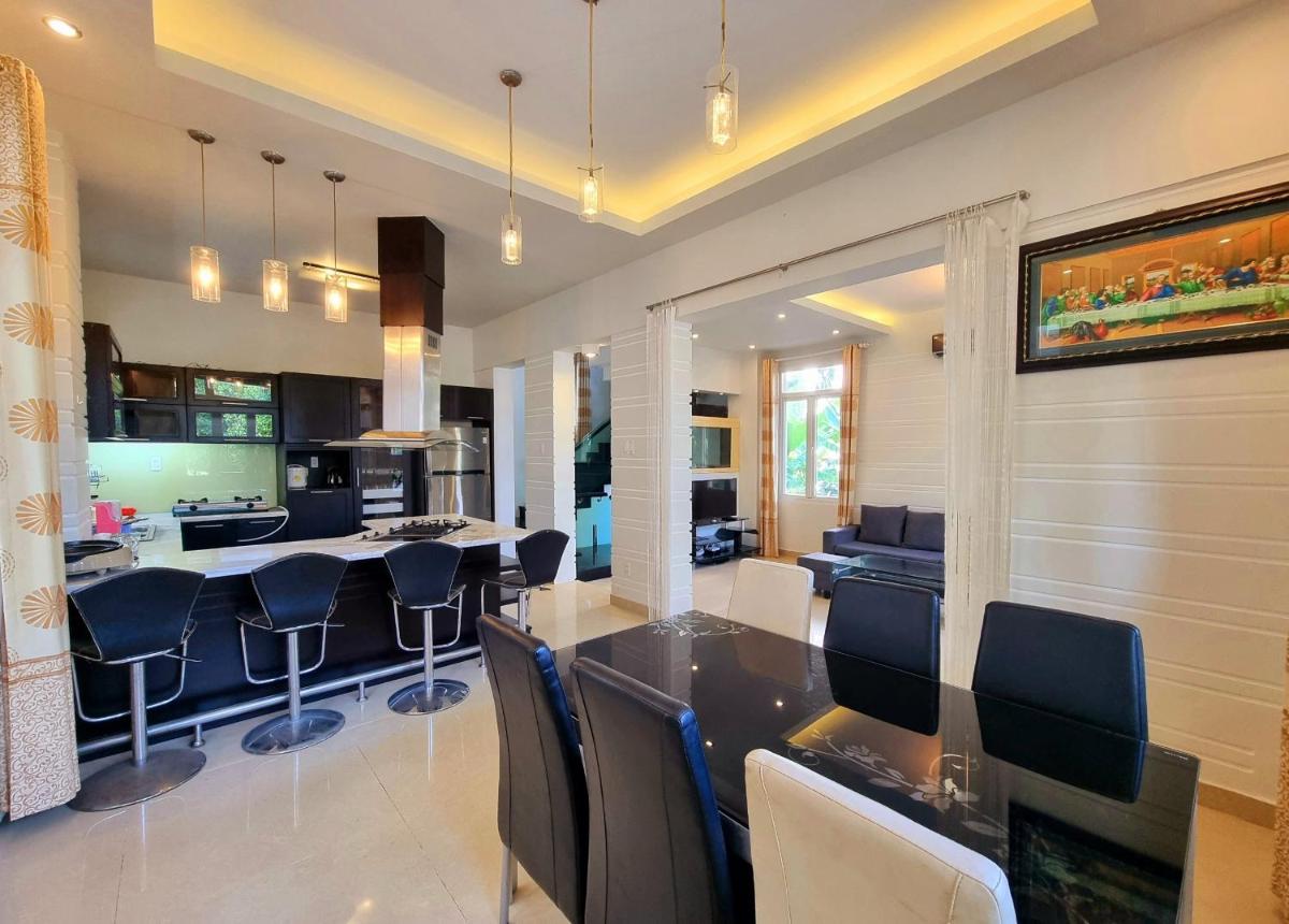 Promotion End Year Villa 250m2 with 4 bedrooms nearby VinWonder